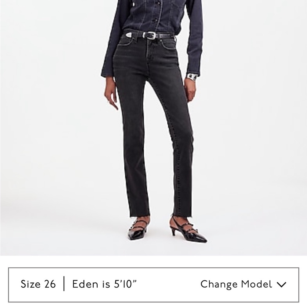 Madewell Mid-Rise Stovepipe Jeans in Armand Wash: Raw-Hem Edition